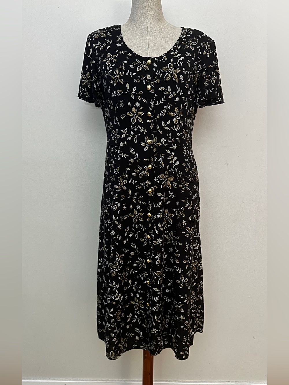Black Floral Tie-Waist Dress